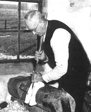 1950 klompenmaker.j…